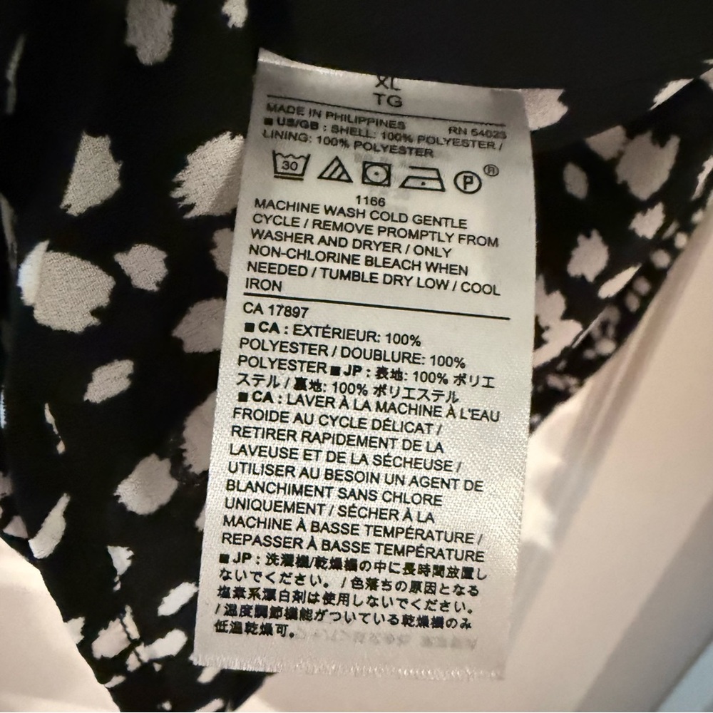 🆕 Banana Republic Cami - Picture 5 of 5